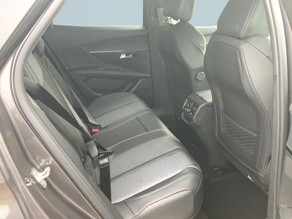 Foto 1 - PEUGEOT 3008 Plug-In Hybrid 225 e-EAT8 Allure Pack, Platinium Grau Metallic