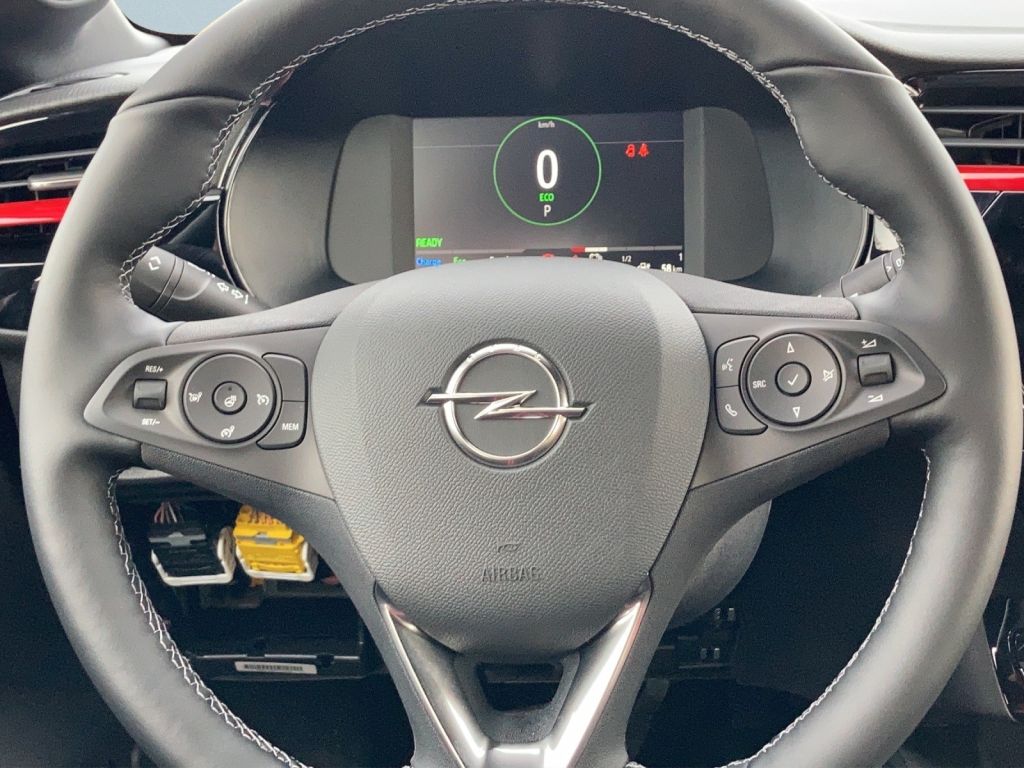 Foto 1 - Corsa-e GS (F), Kontrast Grau