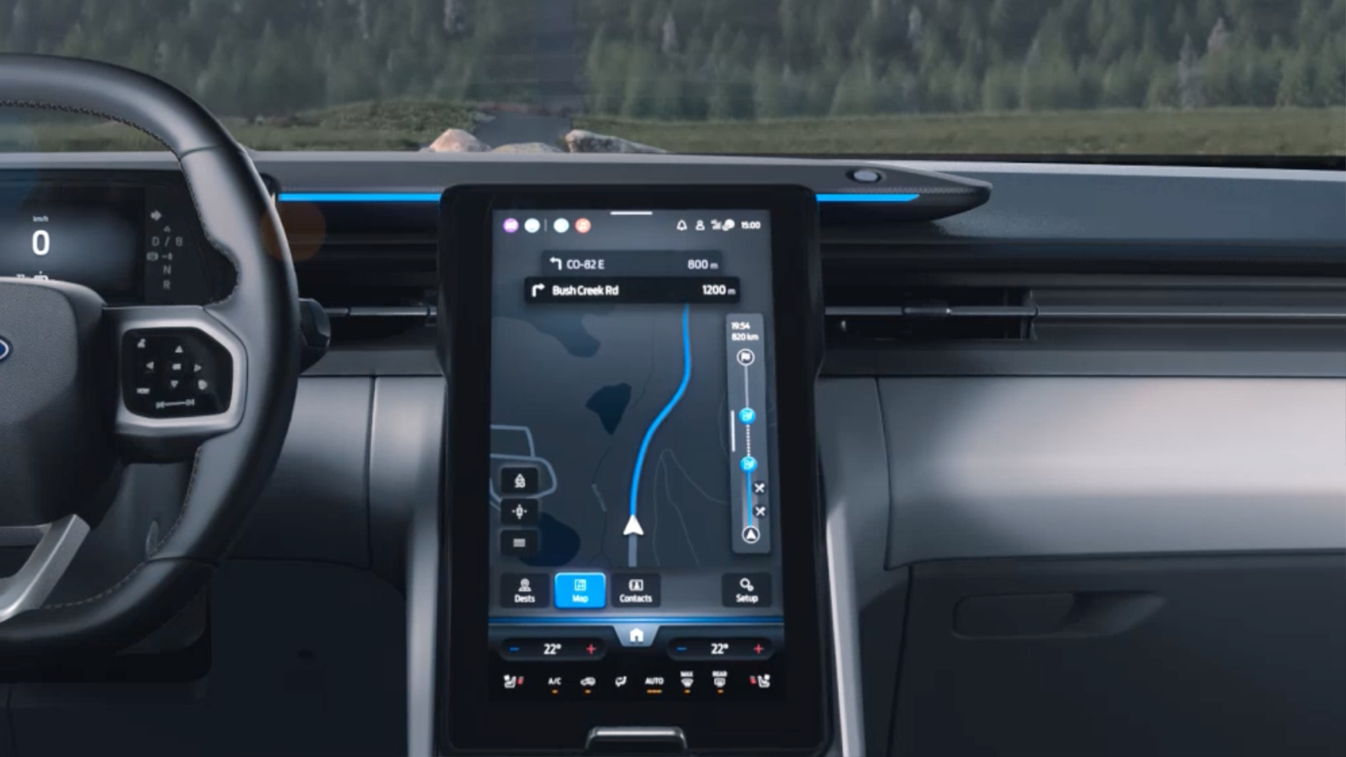 Hier ist das bewegliche Display im Cockpit zu sehen